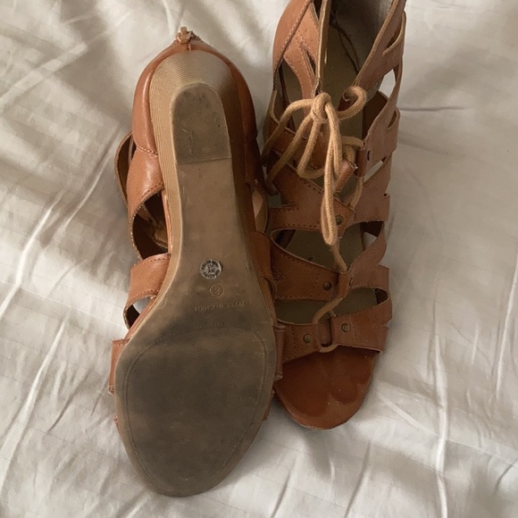 Wedges - Picture 5 of 7